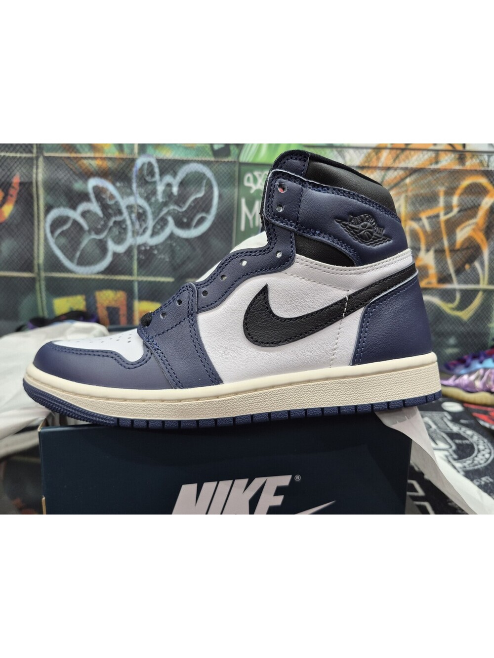 Nike Air Jordan 1 Retro High OG Navy/White Kids 5.5Y DZ5485-401 Brand New